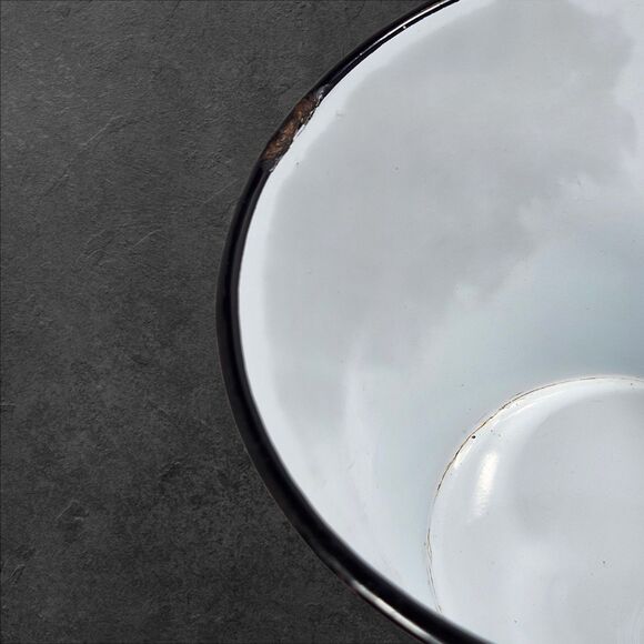 Vintage Enamel “Glace 33 Grand Hotel” Ice Bucket White Black Rim Barware - Picture 3 of 10